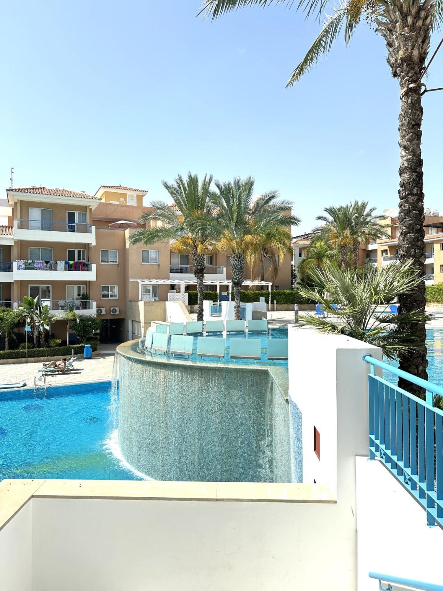 H&O Golden Sun Suite Pafos Dış mekan fotoğraf