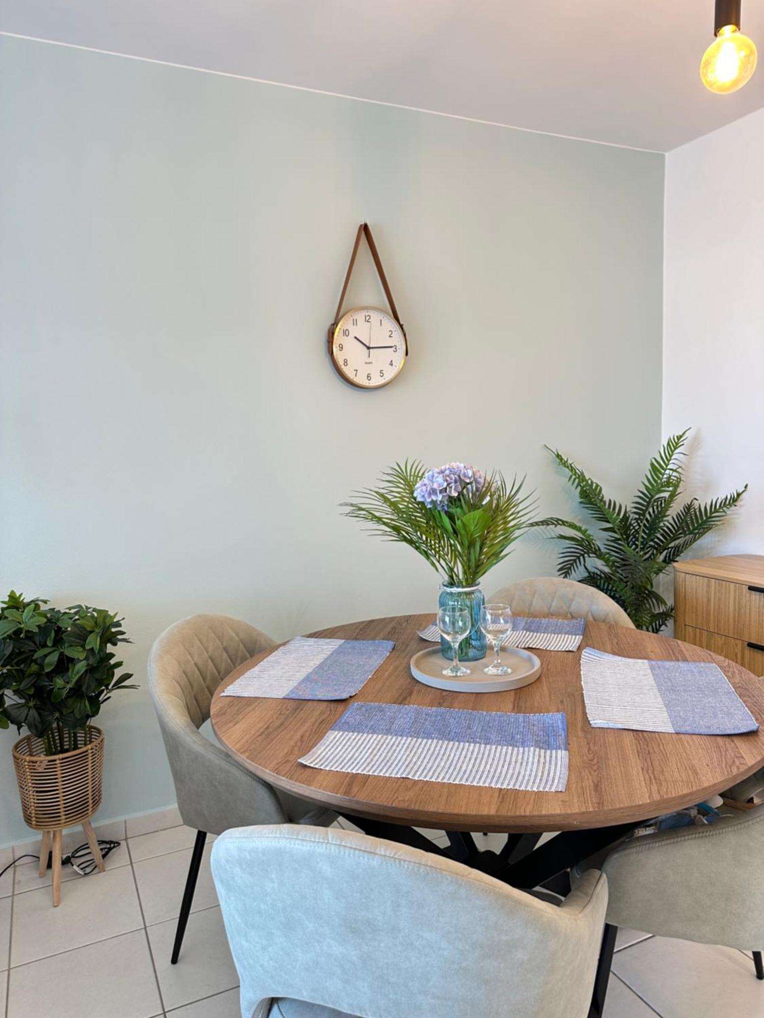 H&O Golden Sun Suite Pafos Dış mekan fotoğraf