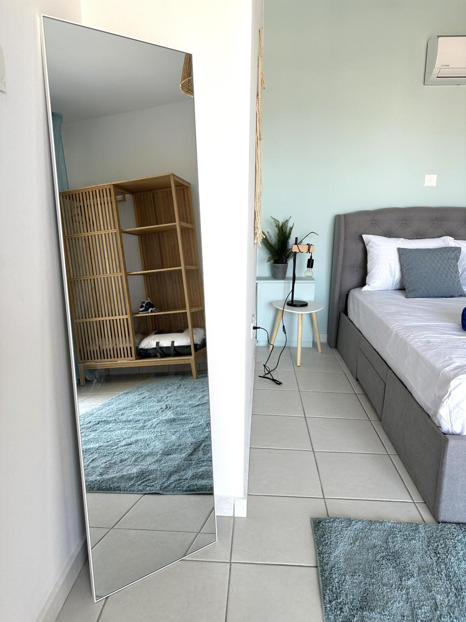 H&O Golden Sun Suite Pafos Dış mekan fotoğraf