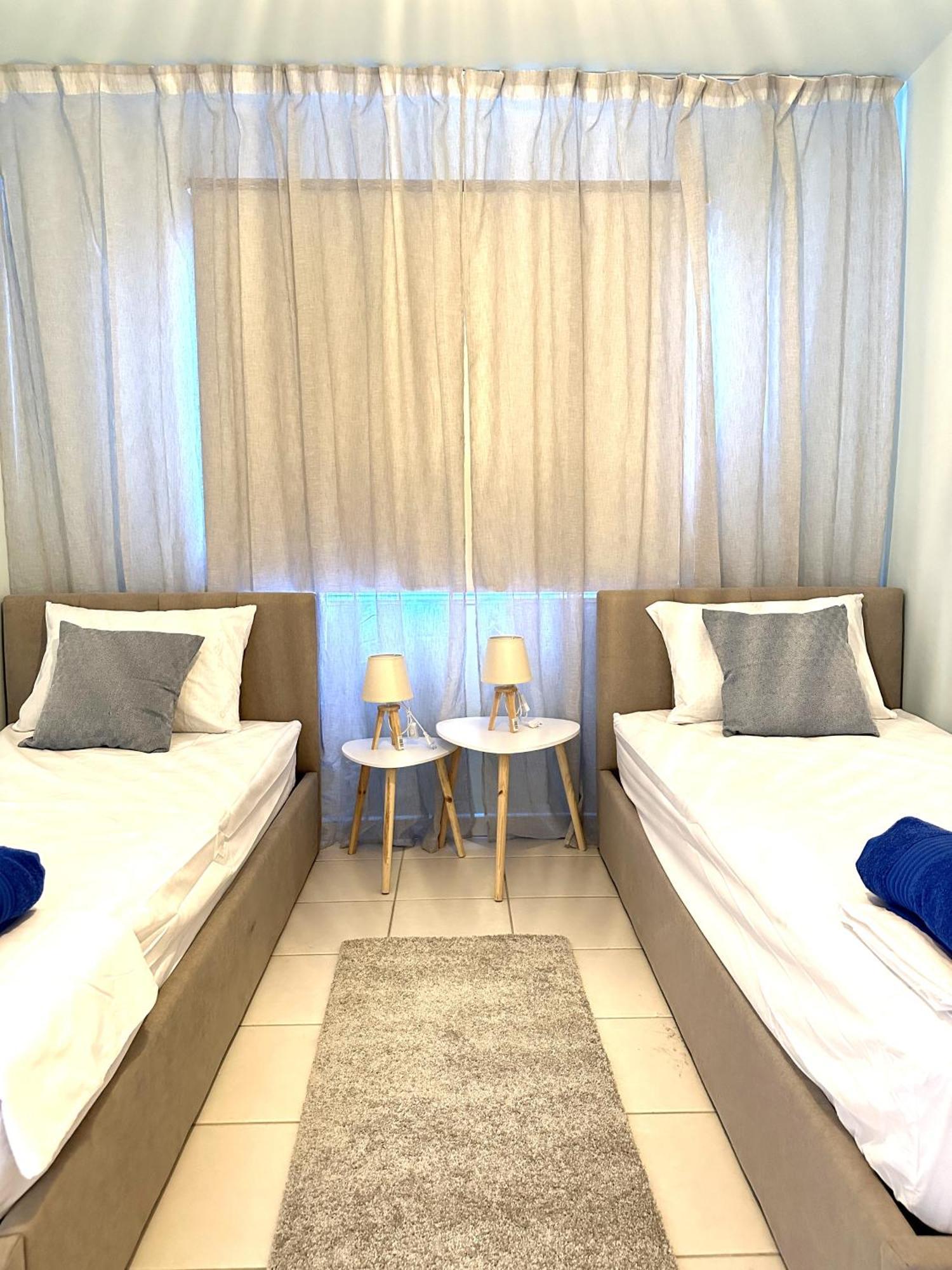 H&O Golden Sun Suite Pafos Dış mekan fotoğraf
